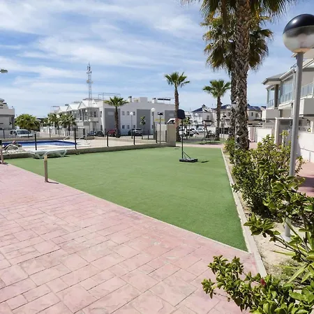 דירה Oasis House